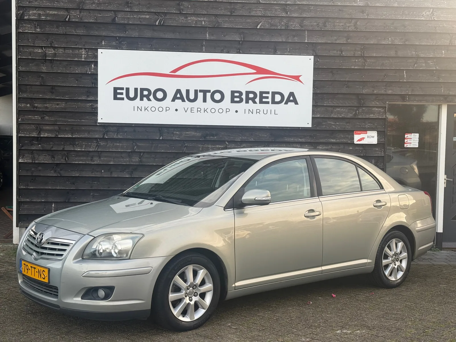 Toyota Avensis (2007) — foto 1