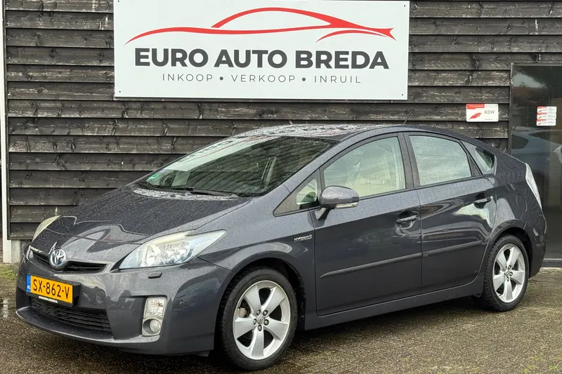 Toyota Prius (2011)