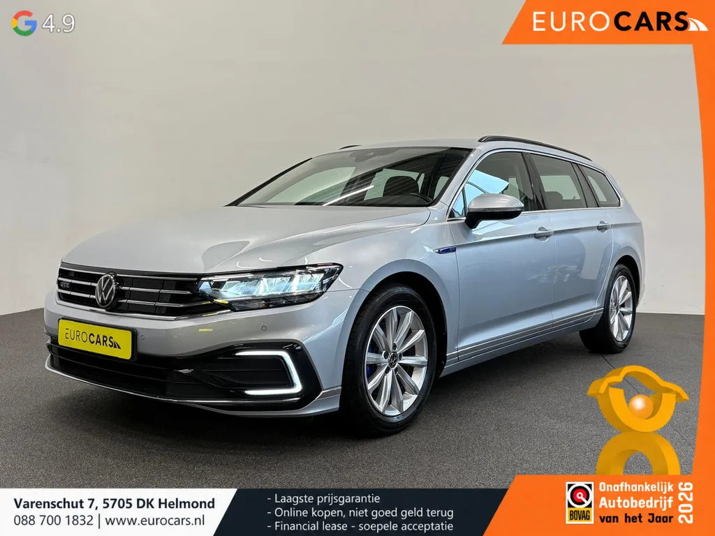 Volkswagen Passat (2022) — foto 1