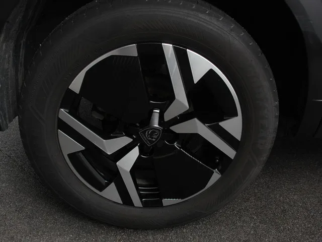 Peugeot 2008 (2025) — foto 1