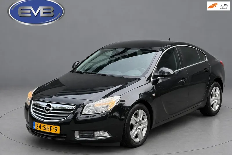 Opel Insignia (2011)