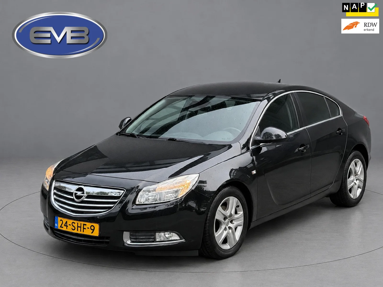 Opel Insignia (2011) — foto 1