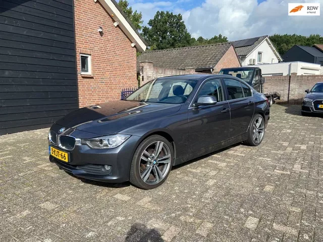 BMW 3-Serie (2013) — foto 1