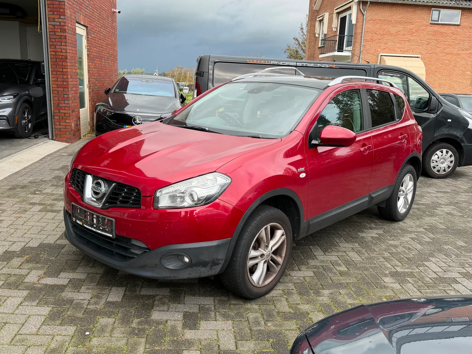 Nissan Qashqai (2010) — foto 1