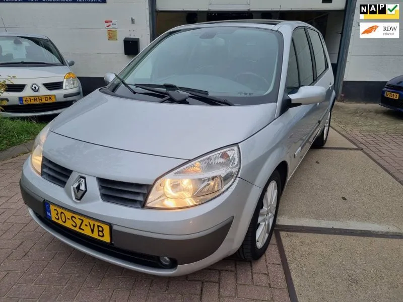 Renault Scénic (2006) — foto 1