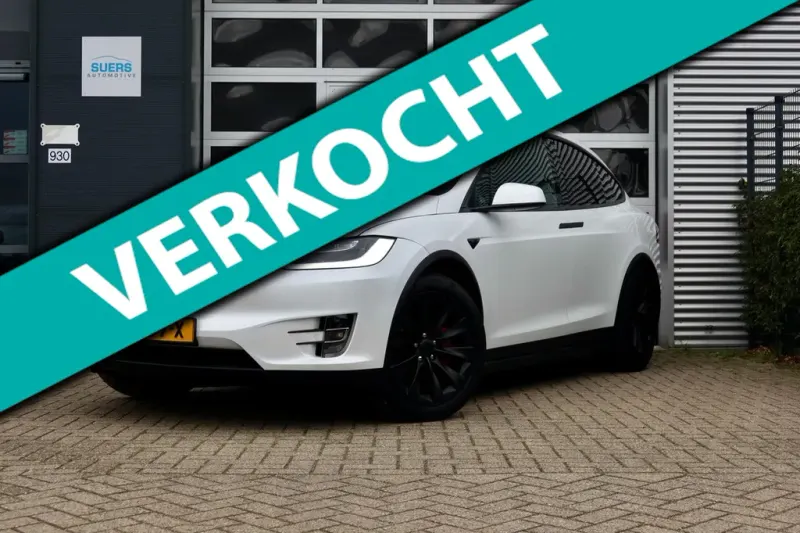 Tesla Model X (2018)
