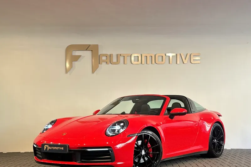 Porsche 911 (2022)