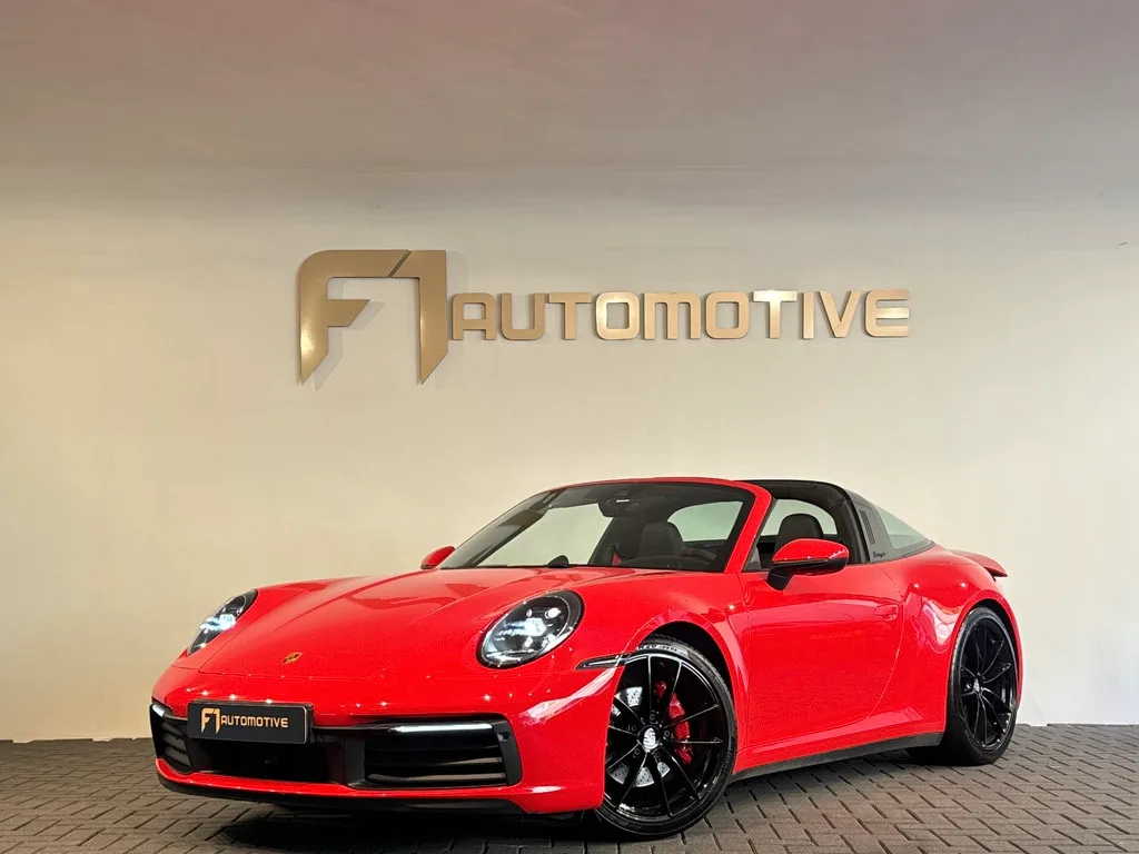 Porsche 911 (2022) — foto 1