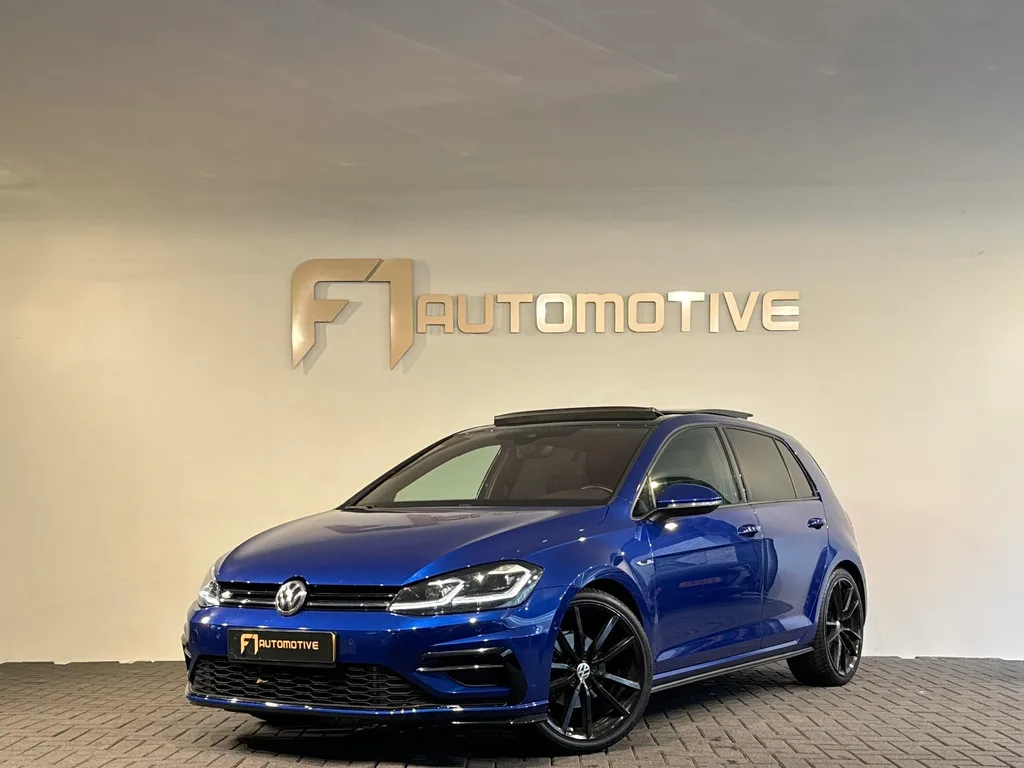 Volkswagen Golf (2019) — foto 1