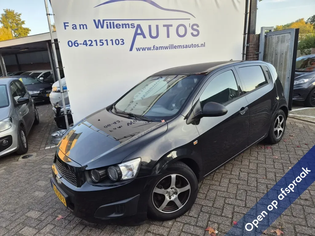 Chevrolet Aveo (2011) — foto 1