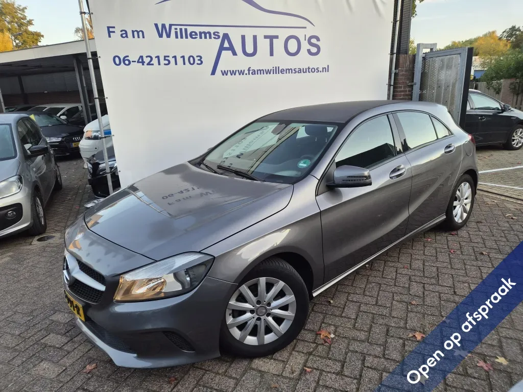 Mercedes-Benz A-Klasse (2016) — foto 1