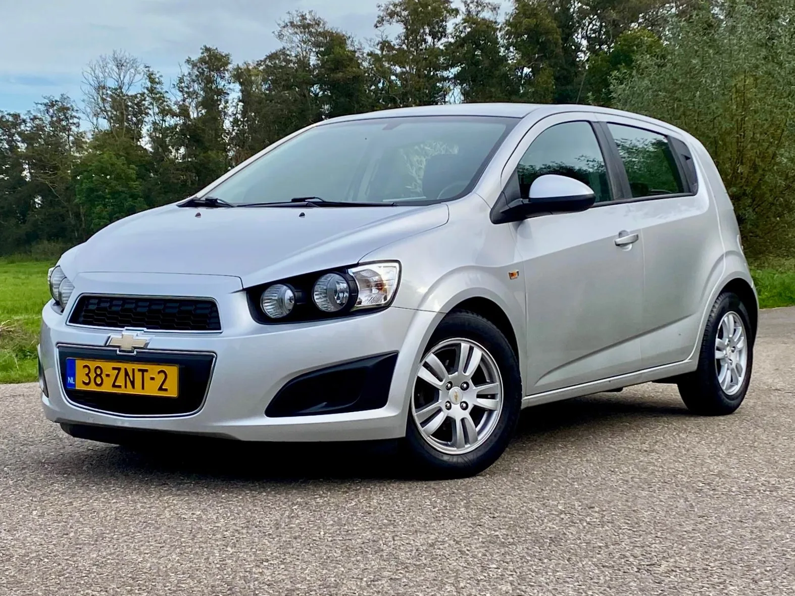 Chevrolet Aveo (2013) — foto 1