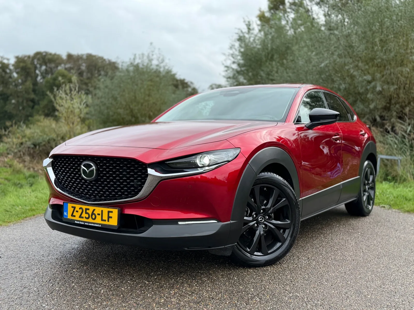 Mazda CX-30 (2024) — foto 1
