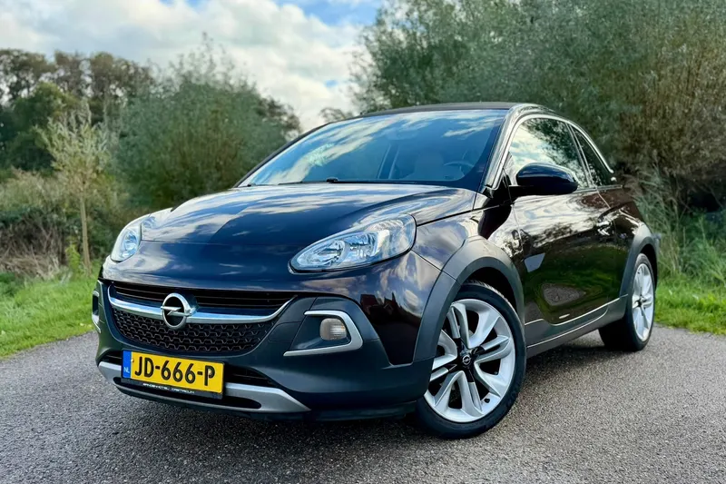 Opel Adam (2016)