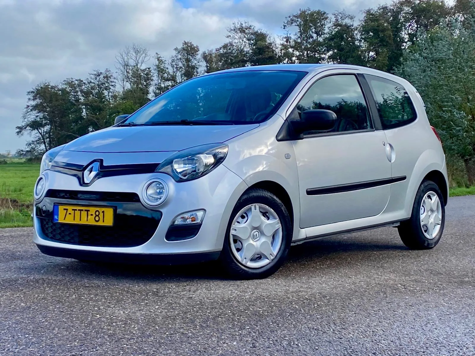 Renault Twingo (2014) — foto 1