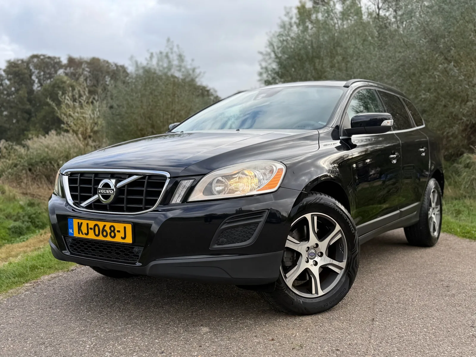 Volvo XC60 (2012) — foto 1