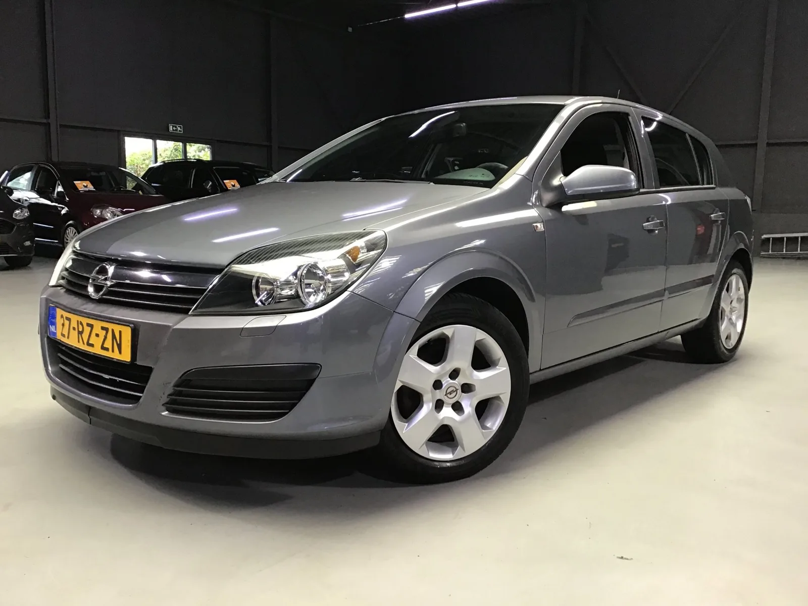 Opel Astra (2005) — foto 1