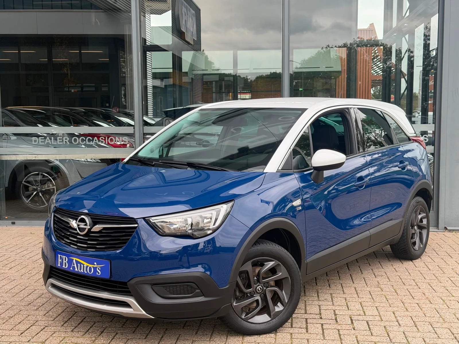 Opel Crossland (2019) — foto 1