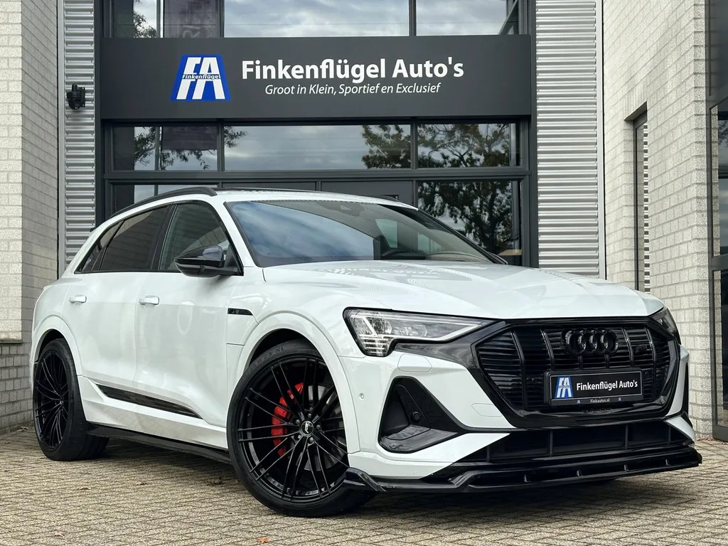 Audi e-tron (2019) — foto 1