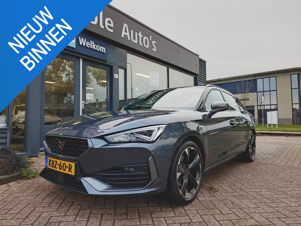 CUPRA Leon Sportstourer (2023) — foto 1