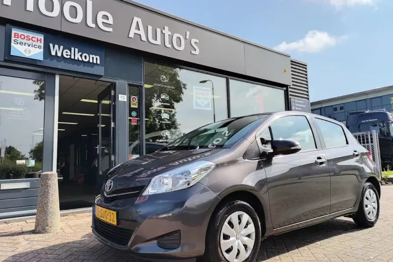 Toyota Yaris (2013)