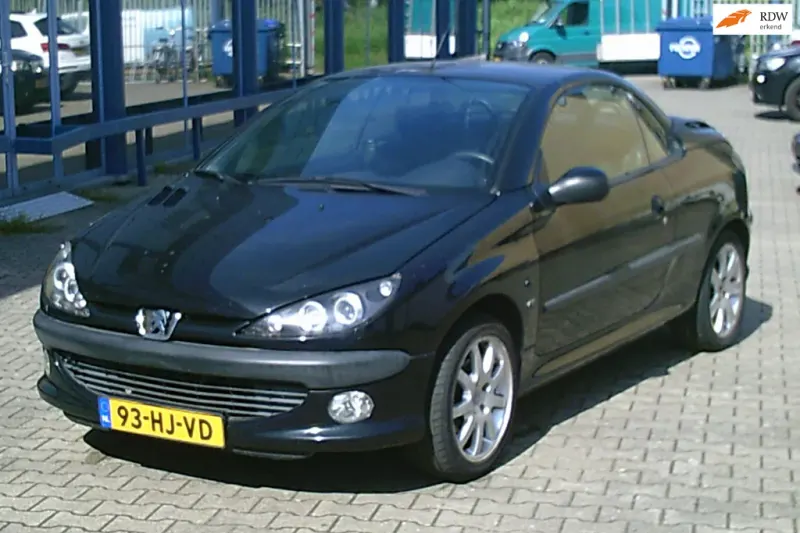 Peugeot 206 (2001)