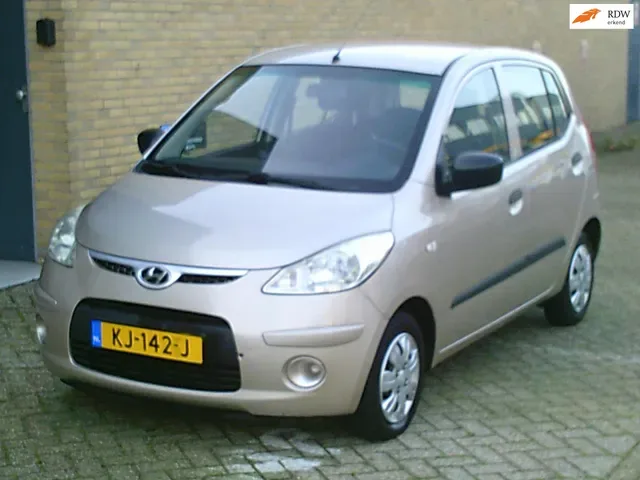 Hyundai i10 (2009) — foto 1