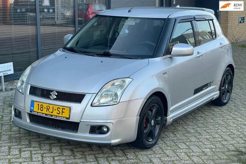 Suzuki Swift (2005)