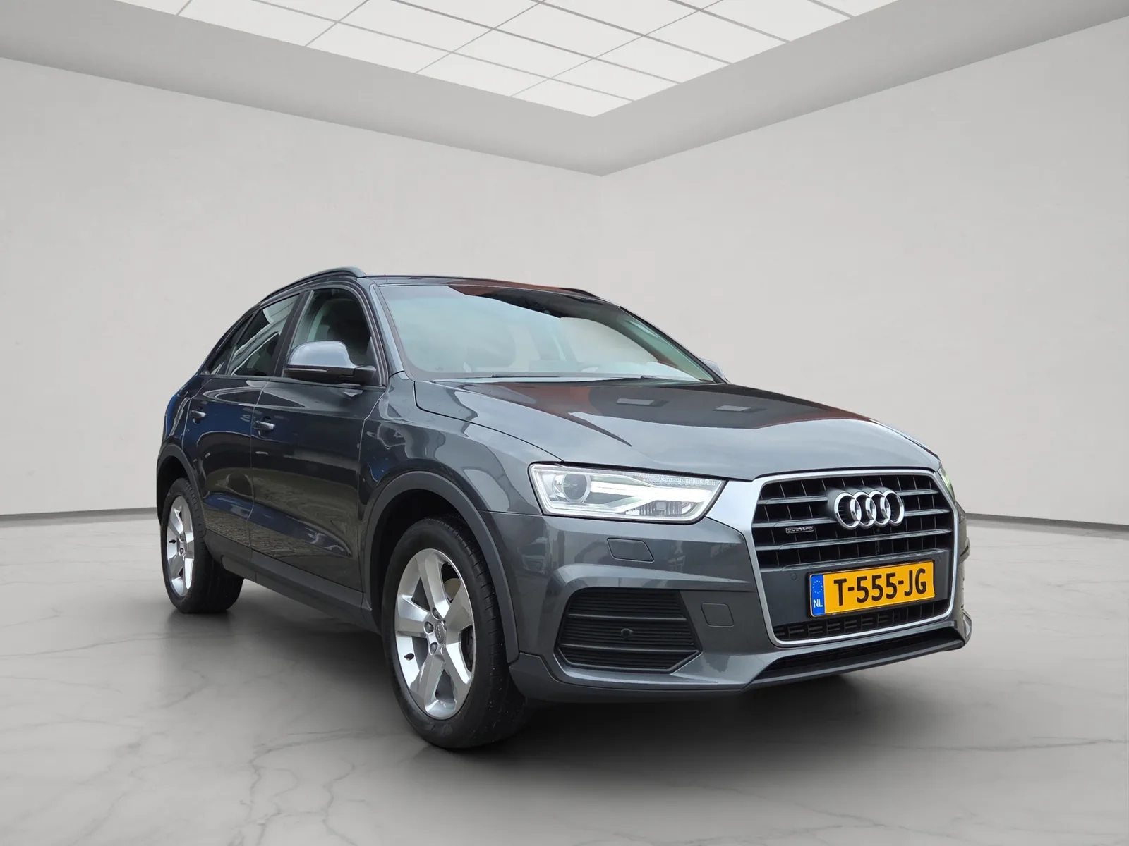 Audi Q3 (2017) — foto 1