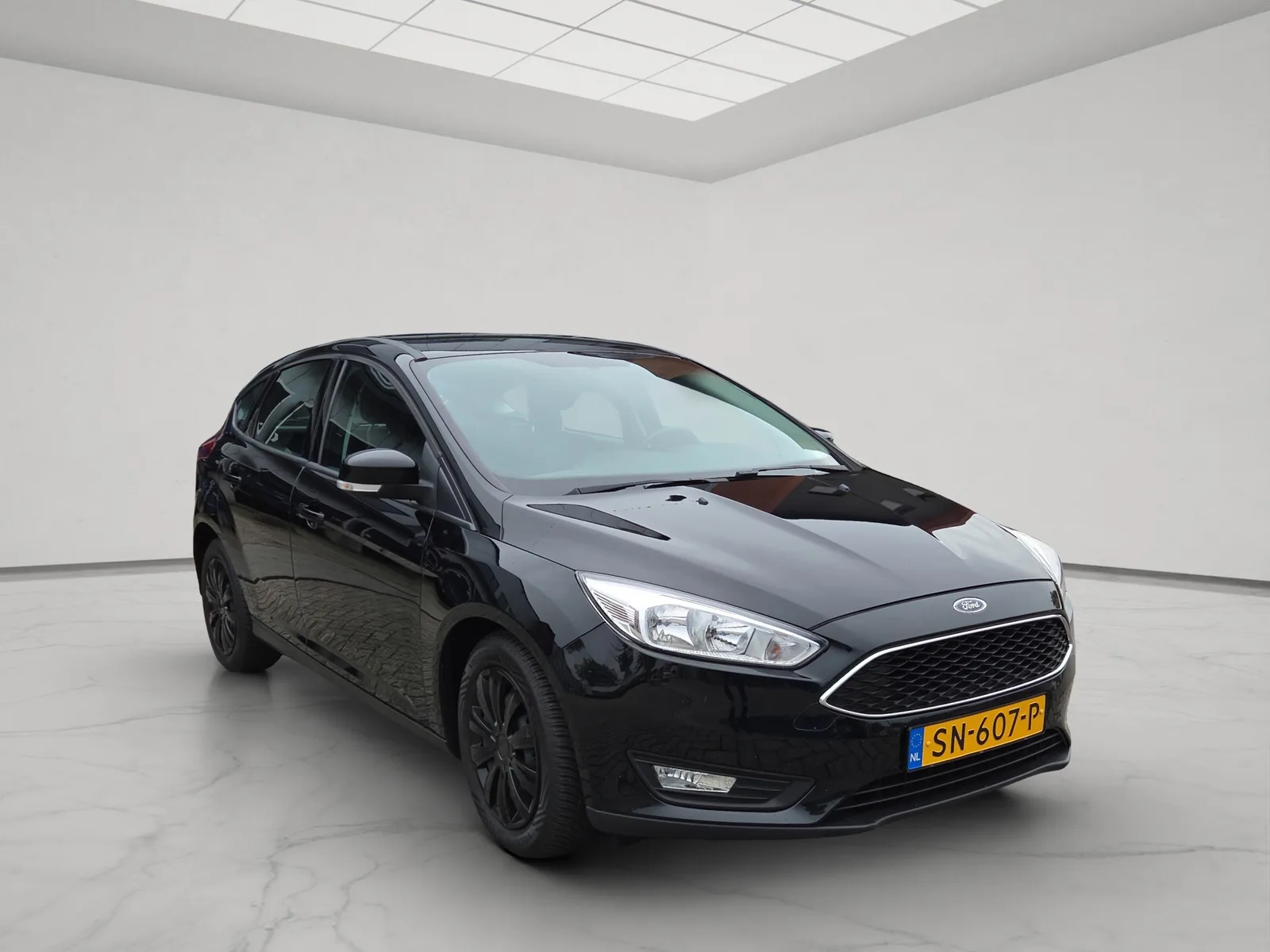 Ford Focus (2018) — foto 1