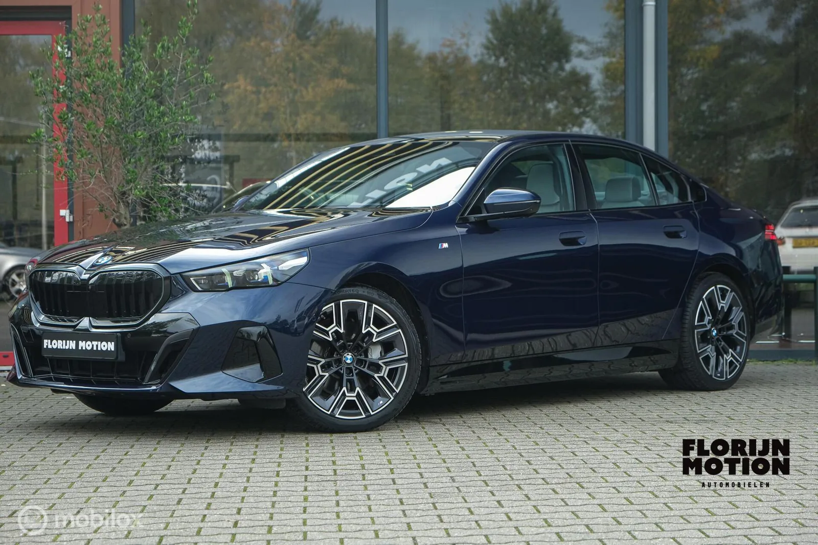 BMW i5 (2024) — foto 1