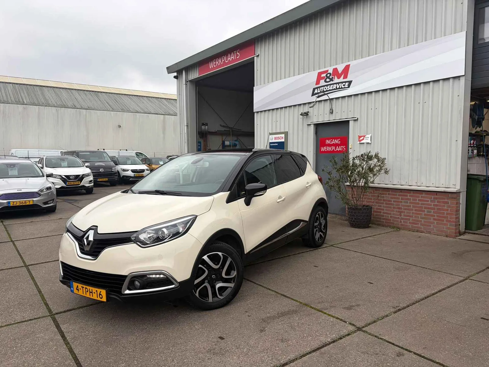 Renault Captur (2014) — foto 1