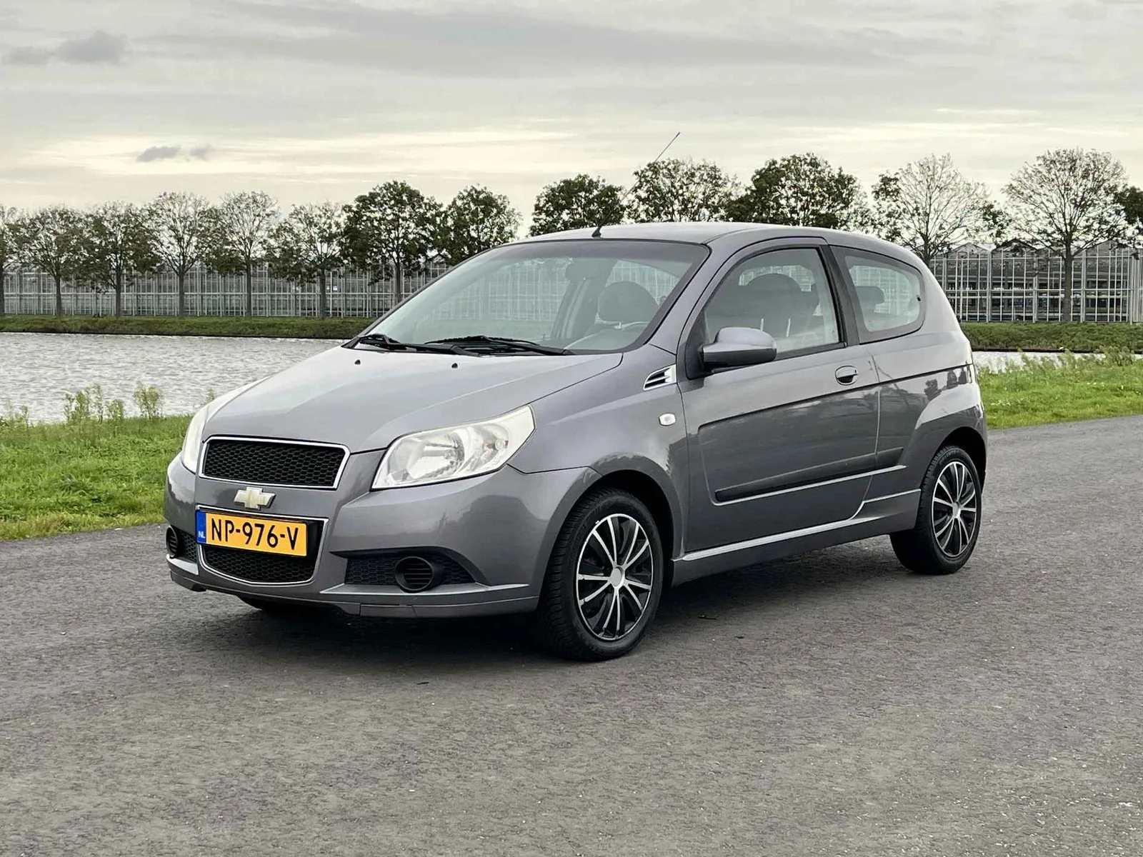 Chevrolet Aveo (2009) — foto 1