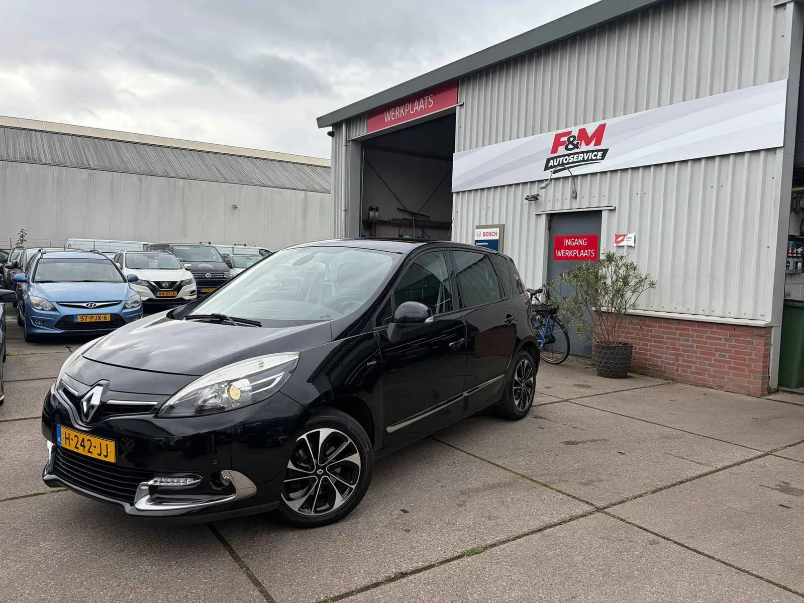 Renault Scénic (2016) — foto 1
