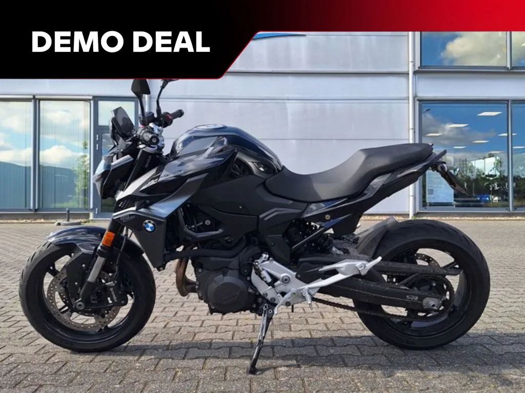 BMW F 900 R (2026) — foto 1