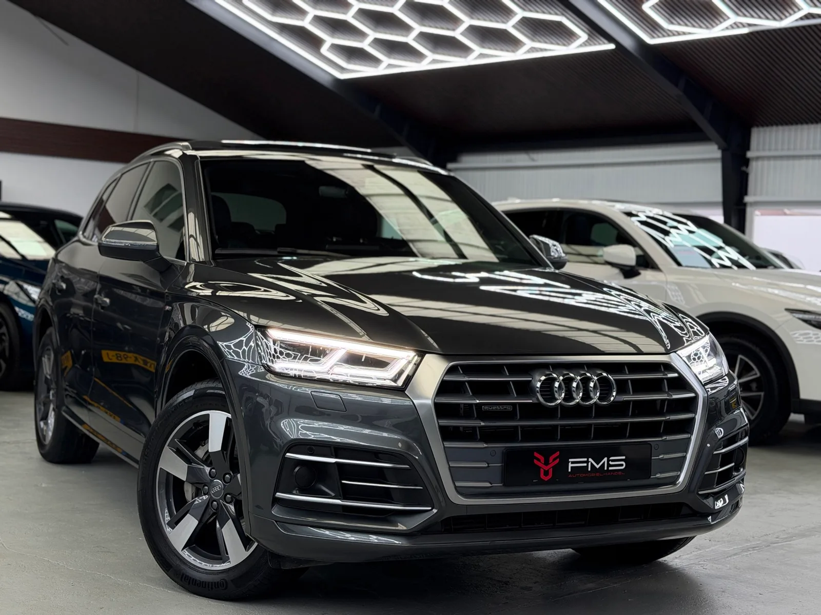 Audi Q5 (2020) — foto 1
