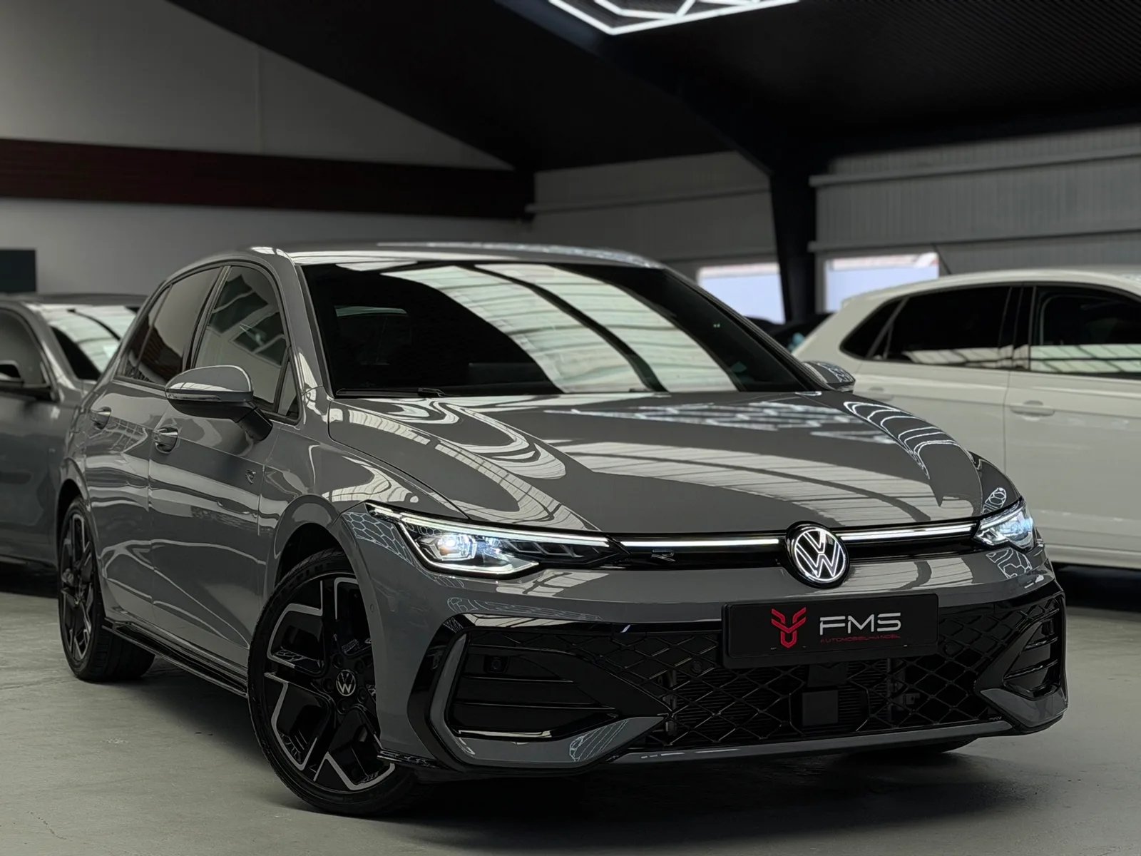 Volkswagen Golf (2025) — foto 1