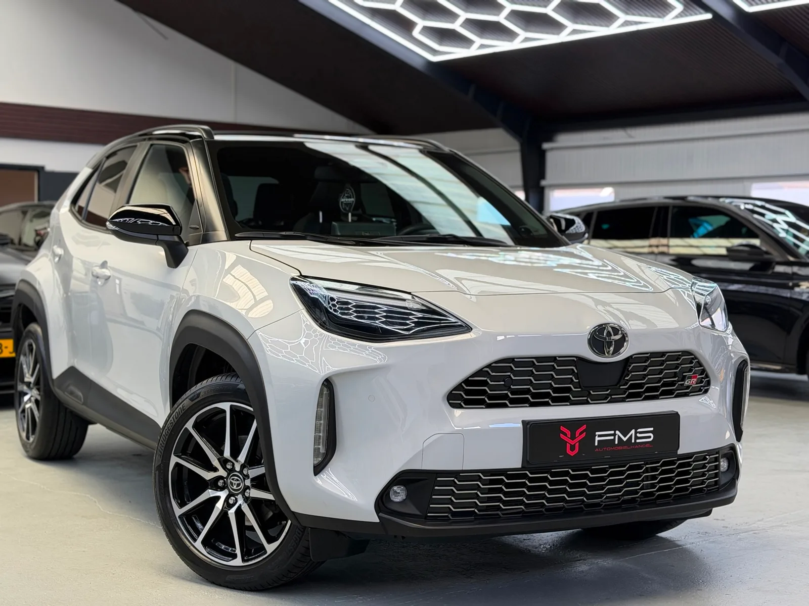 Toyota Yaris Cross (2024) — foto 1
