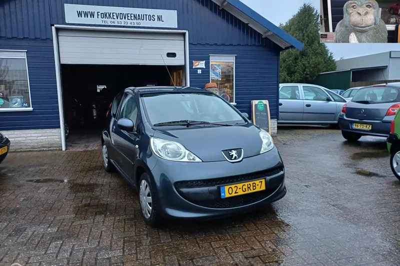 Peugeot 107 (2008)