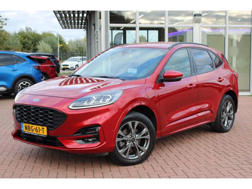 Ford Kuga (2023) — foto 1