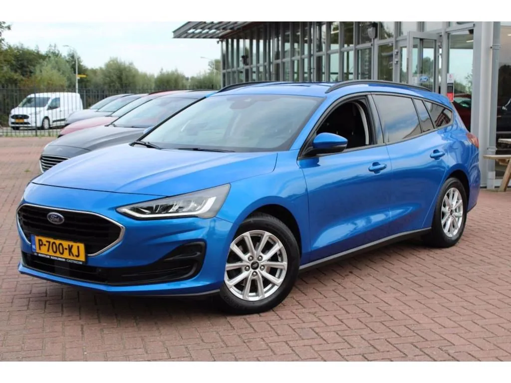 Ford Focus (2022) — foto 1