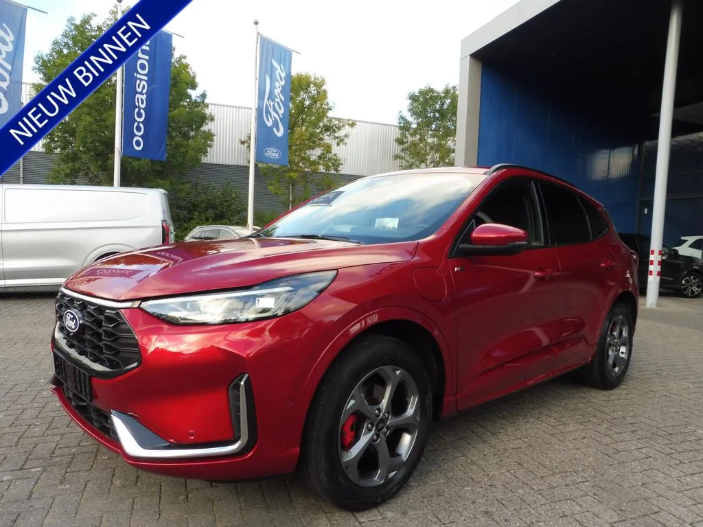 Ford Kuga (2024) — foto 1