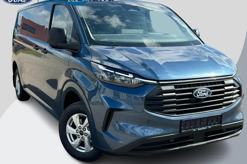 Ford Transit Custom (2024)