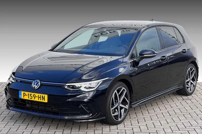 Volkswagen Golf (2022)