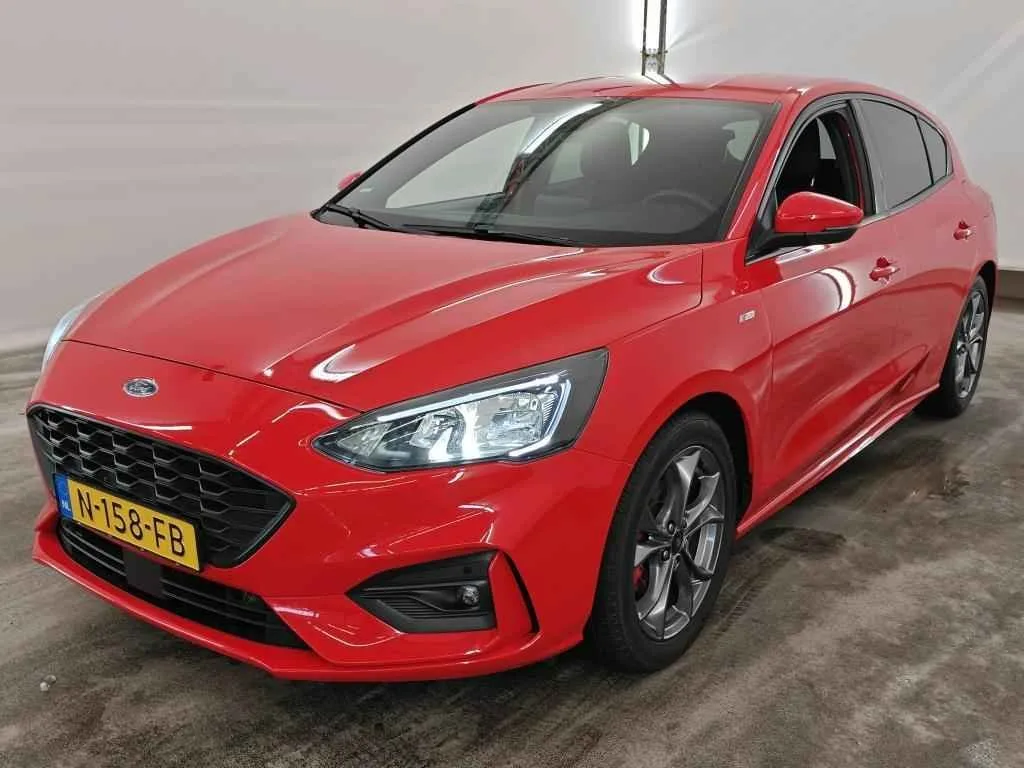 Ford Focus (2021) — foto 1
