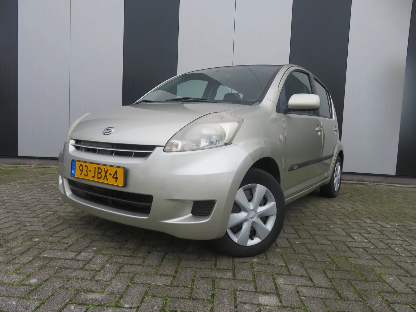 Daihatsu Sirion (2009) — foto 1