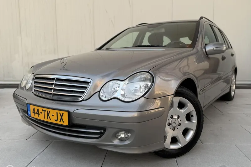 Mercedes-Benz C-Klasse (2005)