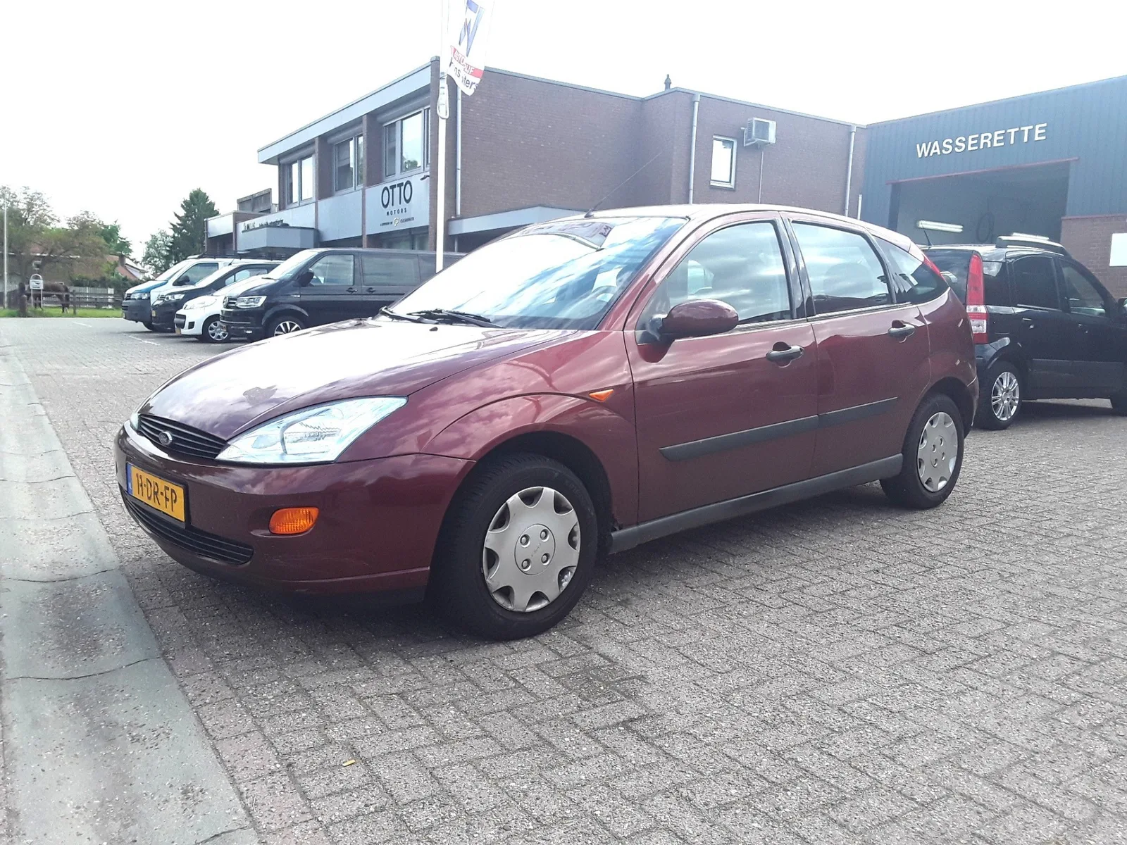 Ford Focus (1999) — foto 1