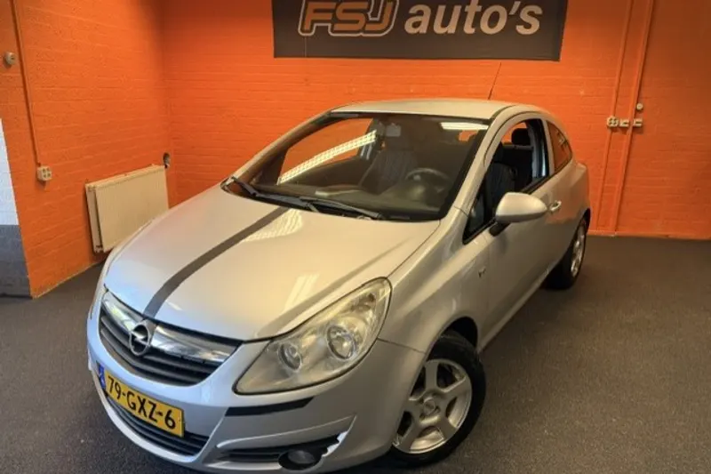 Opel Corsa (2008)