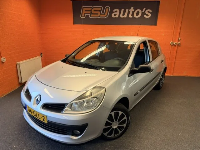 Renault Clio (2008) — foto 1
